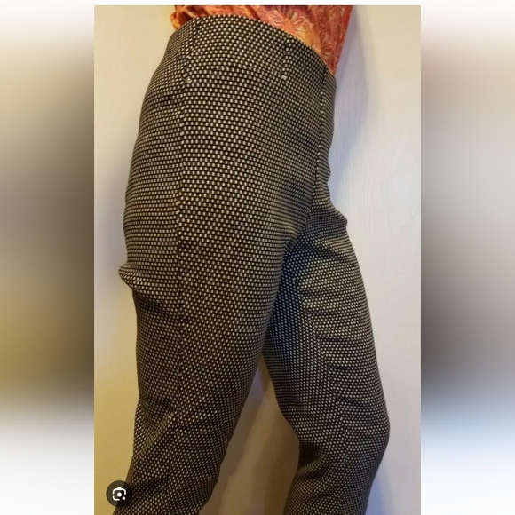 Rafaella Black and White Polka Dot Cropped Pants - Picture 5 of 15